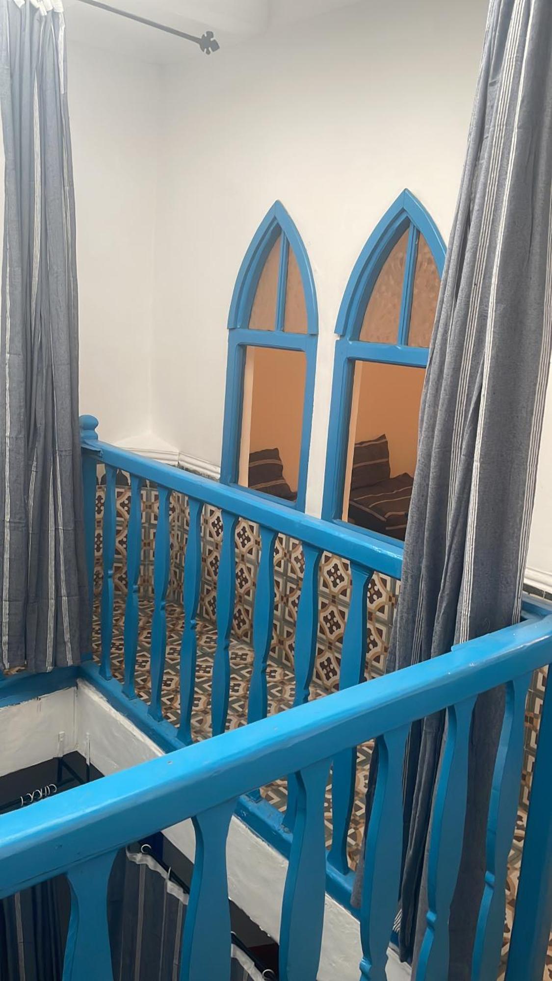 Blue Riad Safi Bagian luar foto
