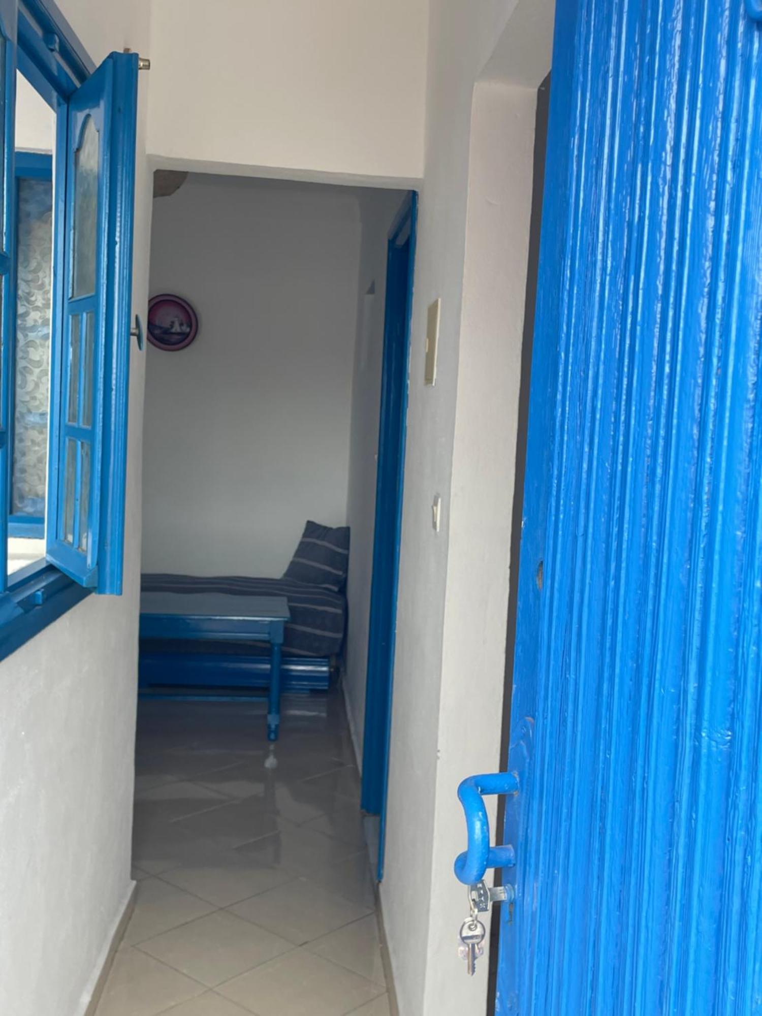Blue Riad Safi Bagian luar foto