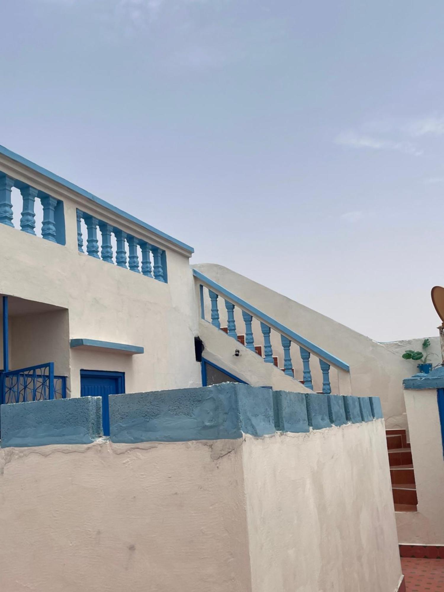 Blue Riad Safi Bagian luar foto