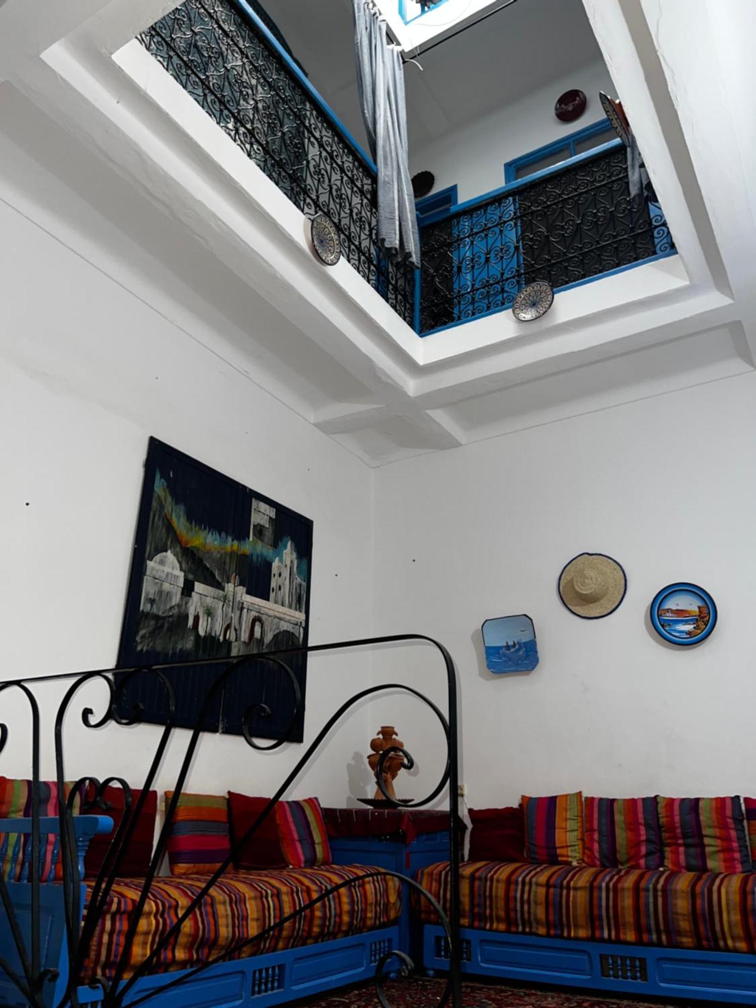 Blue Riad Safi Bagian luar foto