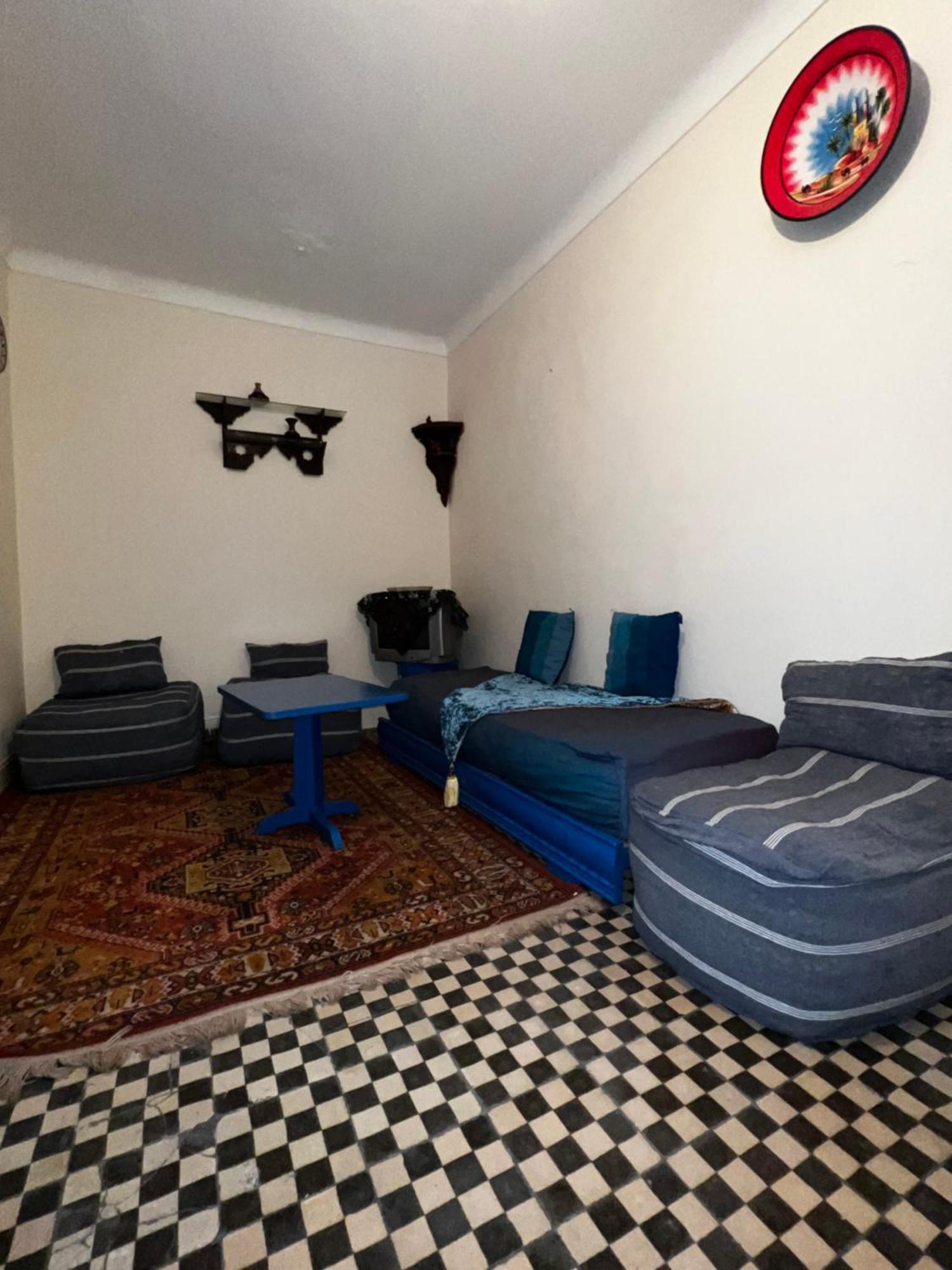 Blue Riad Safi Bagian luar foto